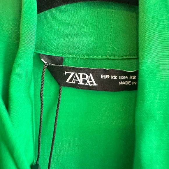 Zara blouse - Picture 2 of 4